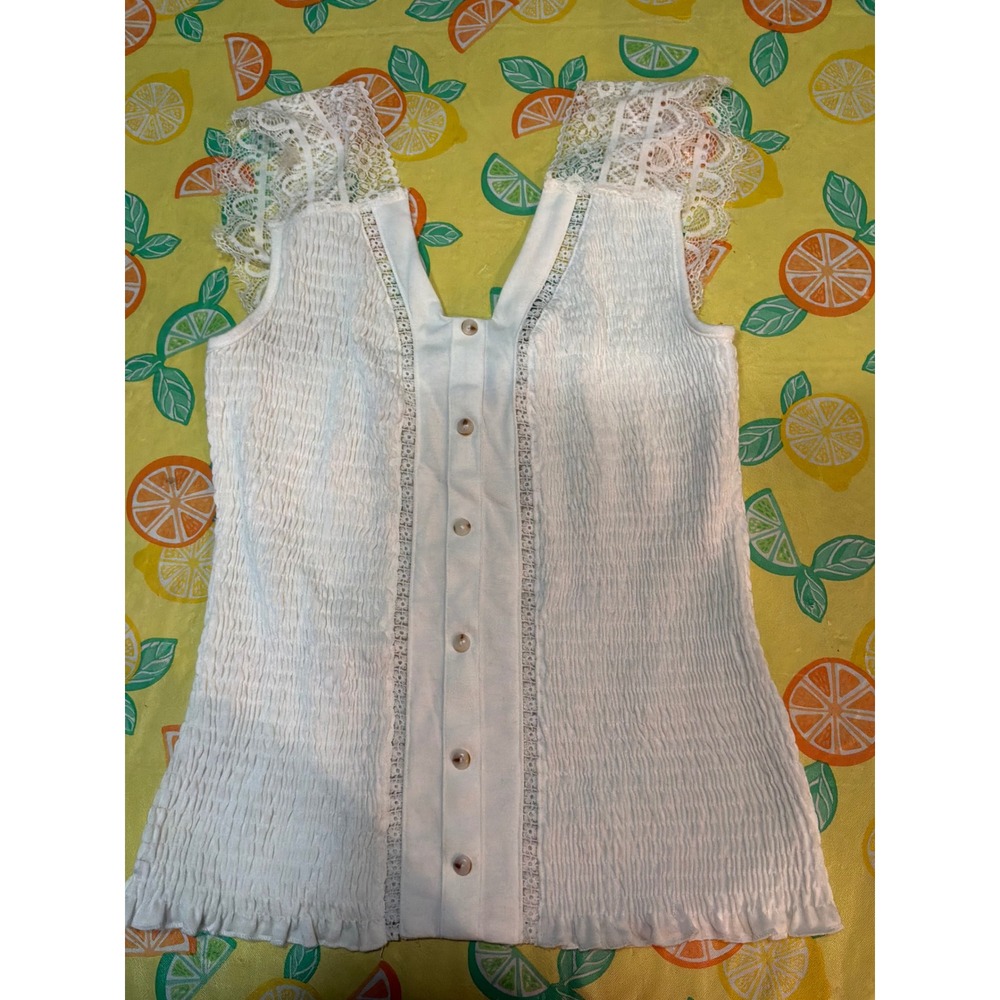 Daytrip Smocked Lace Trim Button Front Tank Top Womens Medium White
